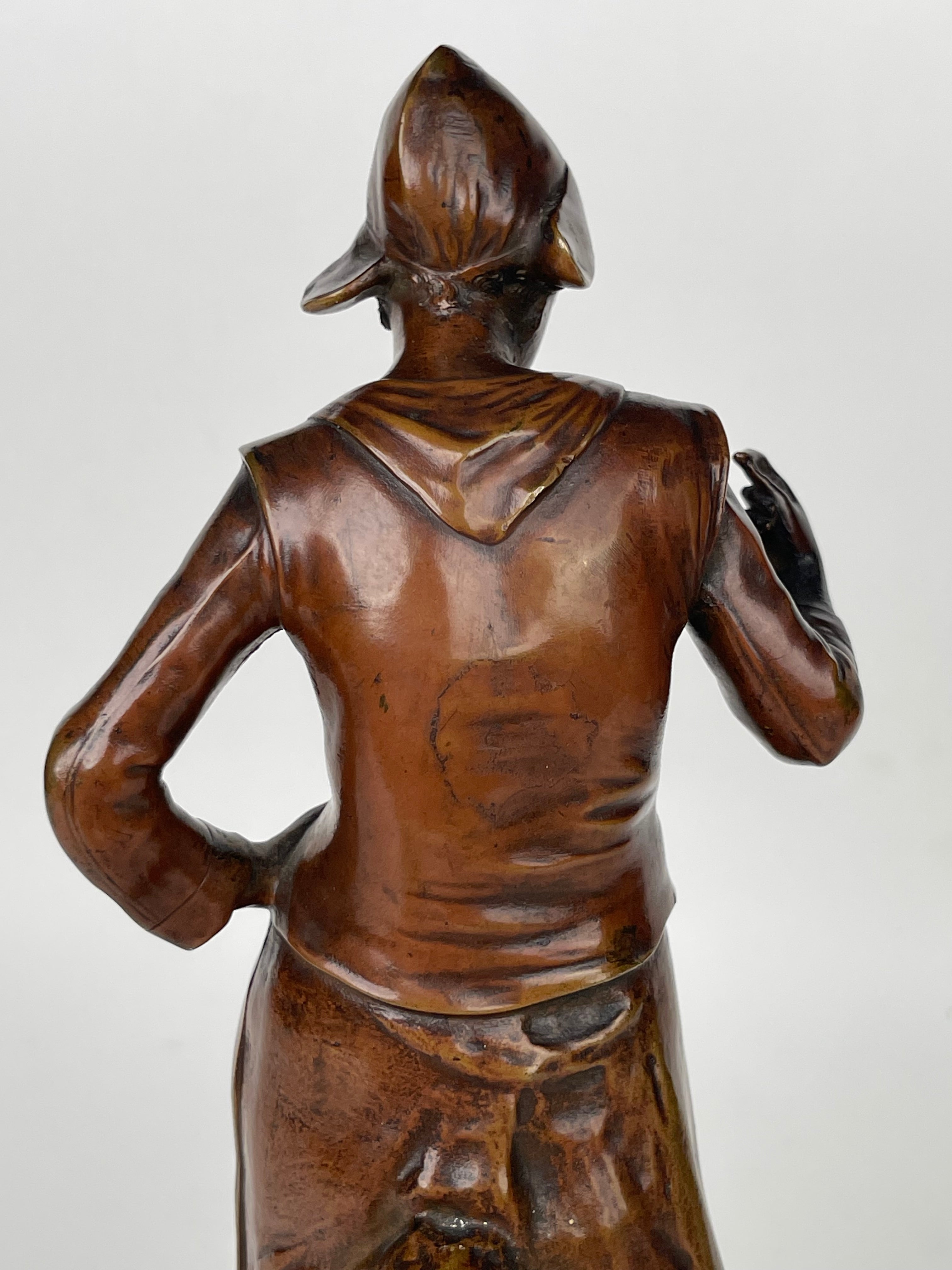 A Patinated Bronze Sculpture Of A Standing Lady Feeding Ducks By Lalouette