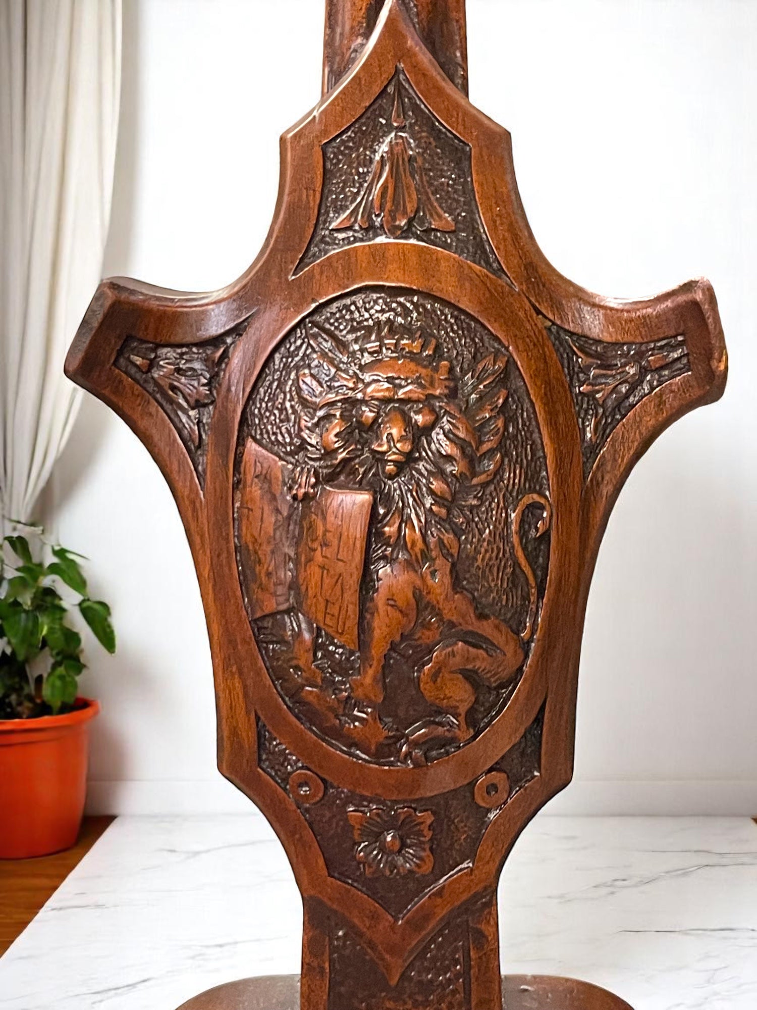 A 18th Century Italian Venetian Carved Walnut Gondola Chair