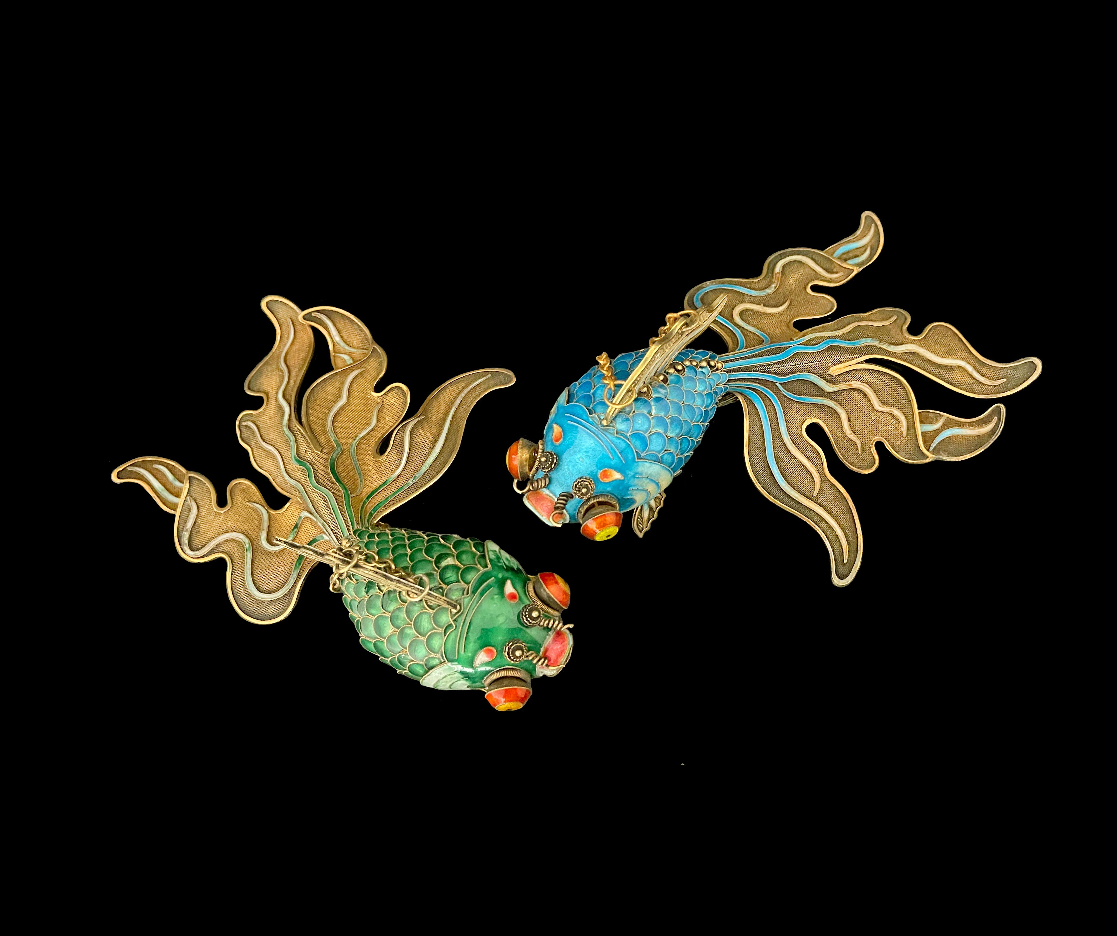 Pair Of Chinese Enameled Gilt Silver Filigree Articulated Model Of Goldfishes