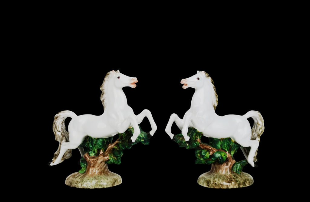 20th Century Pair of Italian Porcelain Figure Of Horses