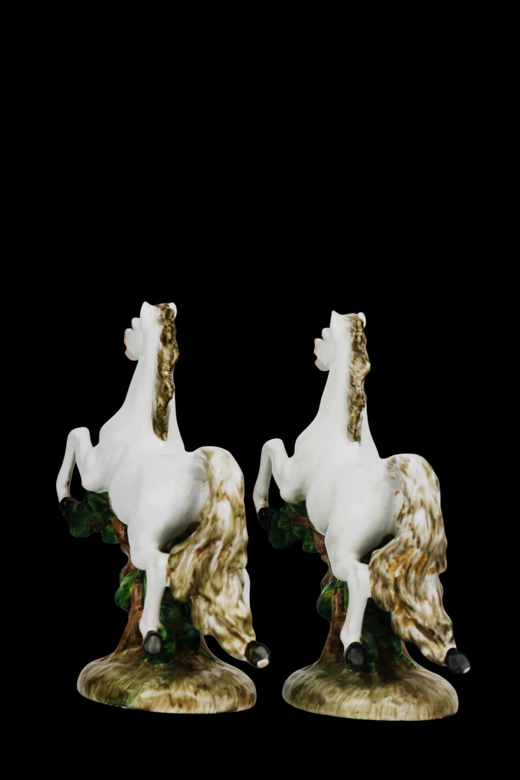 20th Century Pair of Italian Porcelain Figure Of Horses