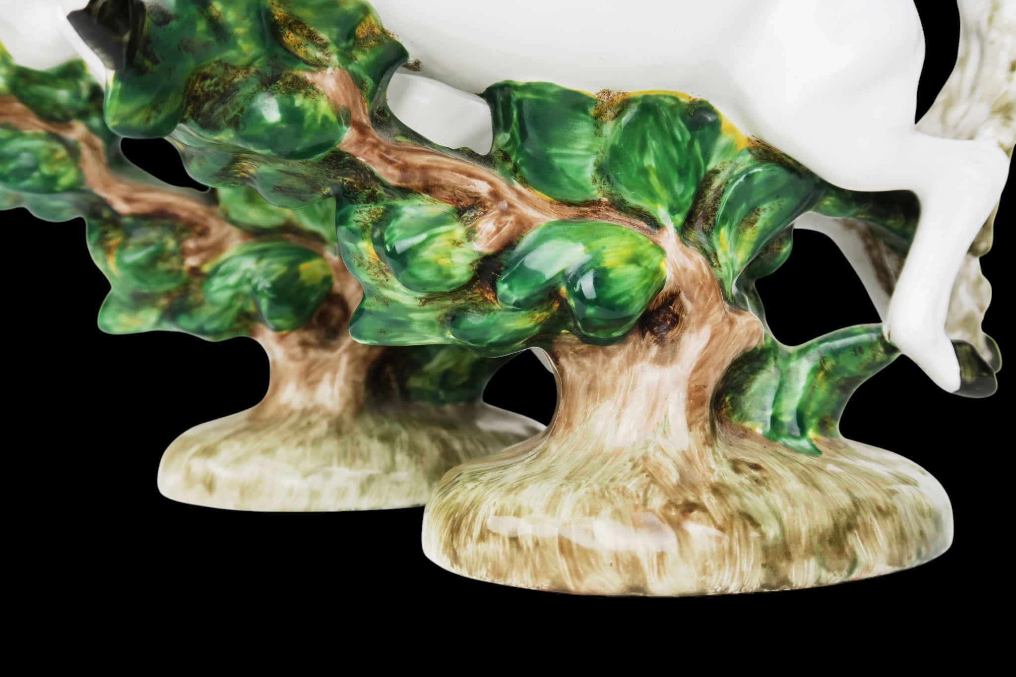 20th Century Pair of Italian Porcelain Figure Of Horses