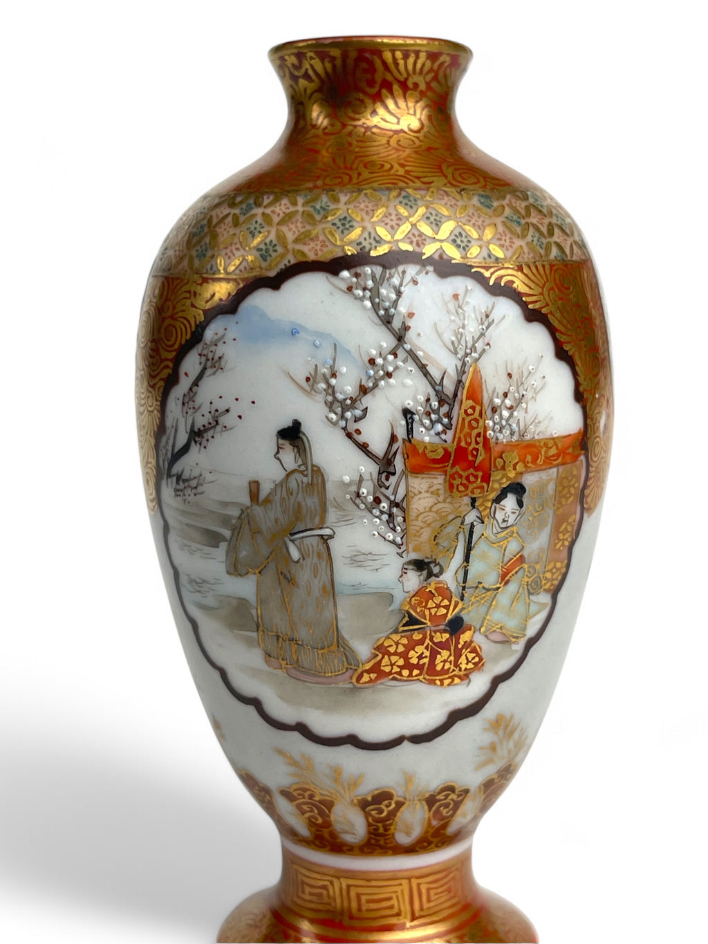 A Japanese Meiji Hand Painted Satsuma Porcelain Vase