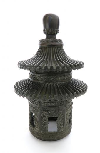 CHINESE BRONZE LIDDED CENSER, SIGNED